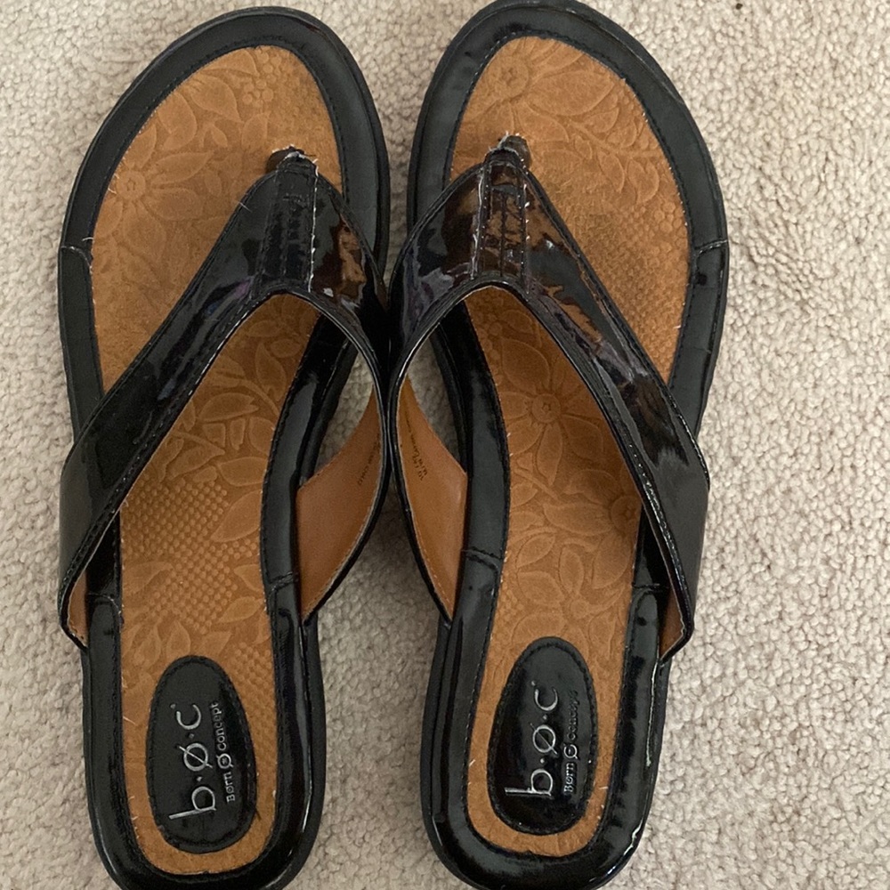 B.O.C women’s sandals size 10M